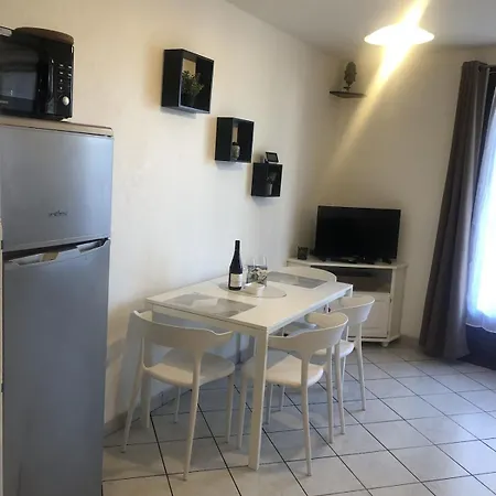 T2 40 M2 Henri Iv Centre-ville,1 Parking Et Balcon Aix-les-Bains