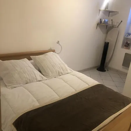 T2 40 M2 Henri Iv Centre-ville,1 Parking Et Balcon Apartamento Aix-les-Bains