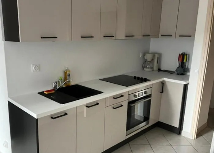 T2 40 M2 Henri Iv Centre-ville,1 Parking Et Balcon Apartment Aix-les-Bains