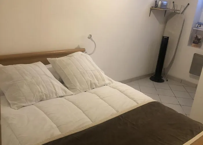 T2 40 M2 Henri Iv Centre-ville,1 Parking Et Balcon Apartment Aix-les-Bains