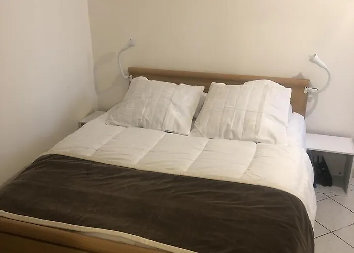 T2 40 M2 Henri Iv Centre-ville,1 Parking Et Balcon Aix-les-Bains